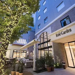 מלון Rose Garden Shinjuku טוקיו